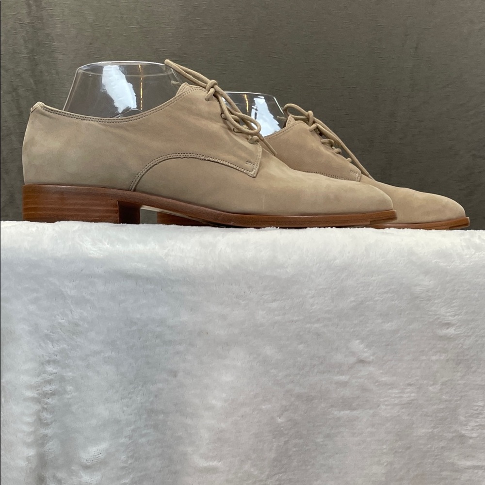 Frye Tan Lace-Up Oxfords - Picture 4 of 10
